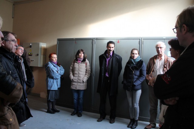Les enseignants ont visité une partie du laboratoire. ©Marguerite de Becdelièvre