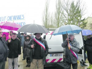 Au micro, le maire de la commune Jacques Joffroy.