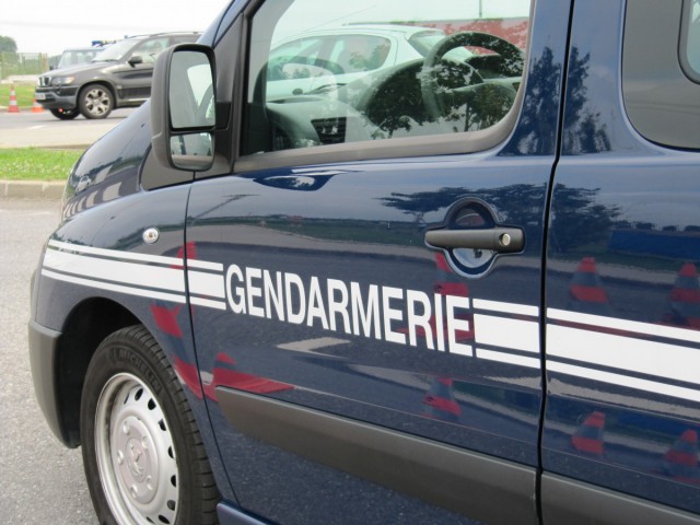 GendarmerieFourgon2