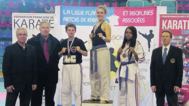 MENNECYkarate2