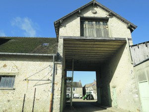 La belle ferme de Montaquoy dans laquelle a été installé le nichoir du PNR.