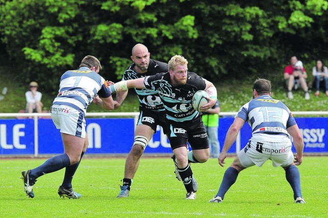 Rugby Massy 3 col BG