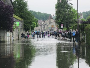 Maisse totalement coupée en deux durant l’inondation.