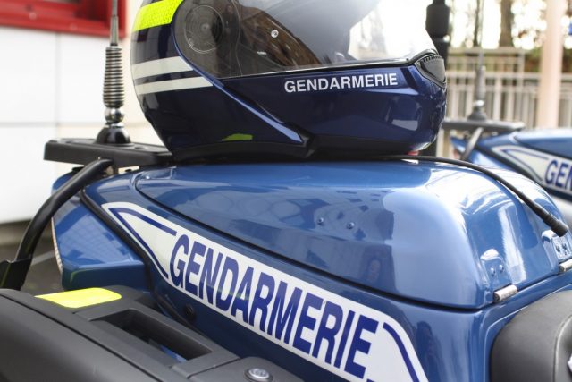 gendarmeriecasquemoto2