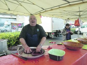 Les produits régionaux et artisanaux sont toujours bien présents à la Foire Sainte-Catherine.