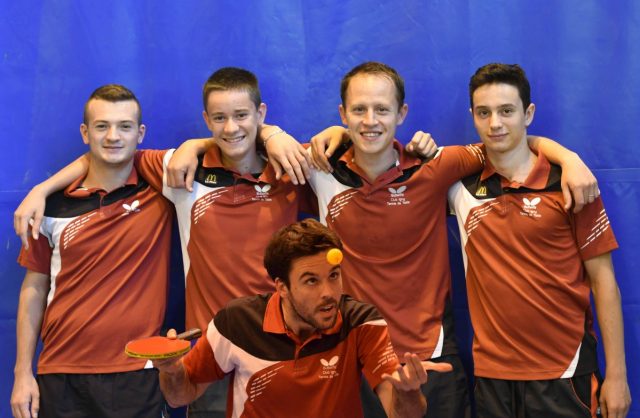 Tennis De Table Six Equipes De L Essonne En Championnat De France Par Equipe C Est Historique