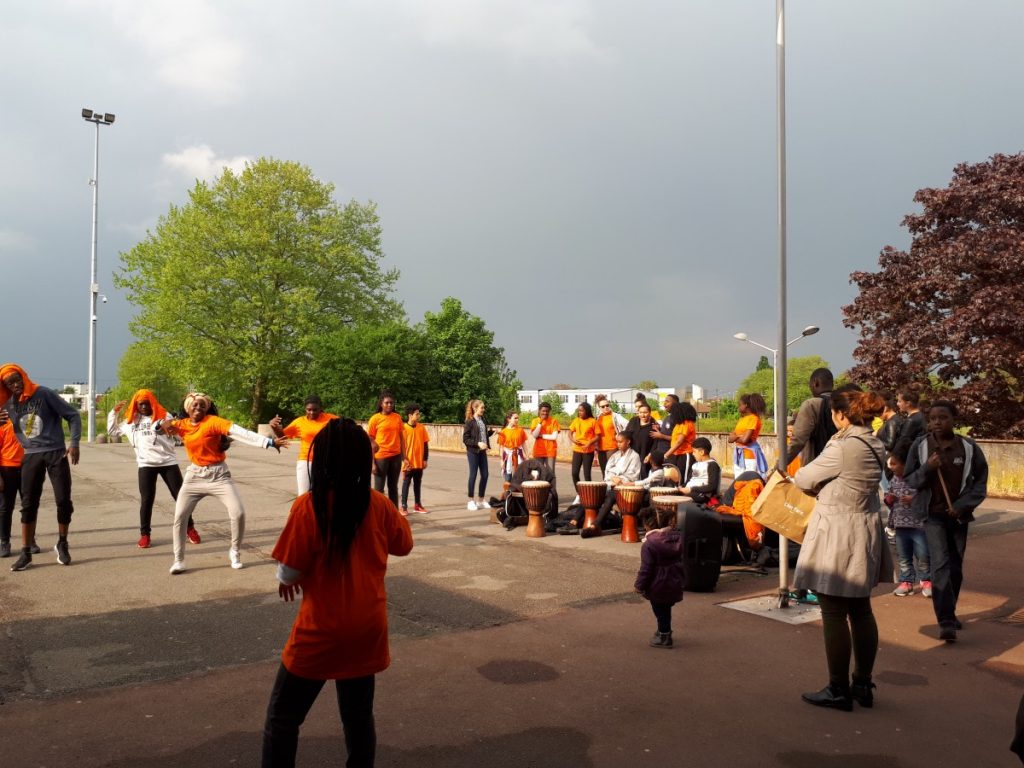 RisOrangis Ce JT nouvelle génération va agiter la ville