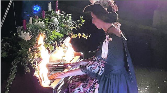 ChalouMoulineuxPiano
