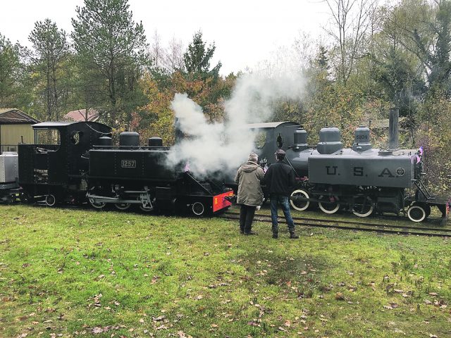 GREZSURLOINGtrains