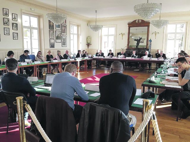 MENNECYconseilmunicipal
