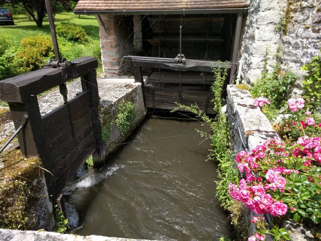STCYRLARIVIEREmoulin2