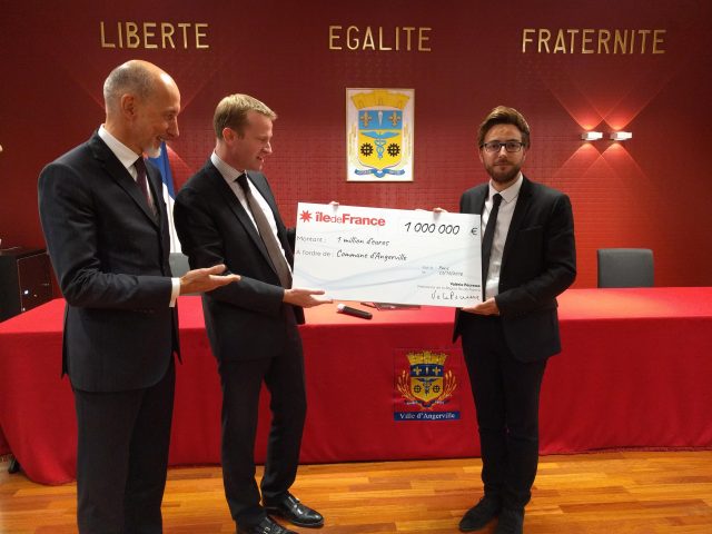 ANGERVILLEcontratregional