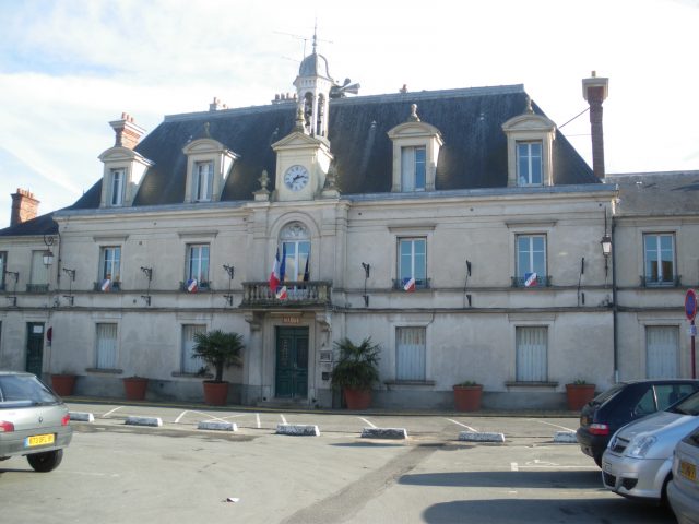 Mairie_Linas