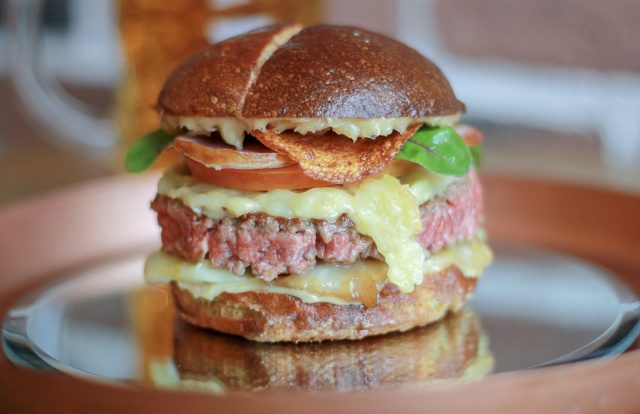 CHAMPCUEILbarbuburger
