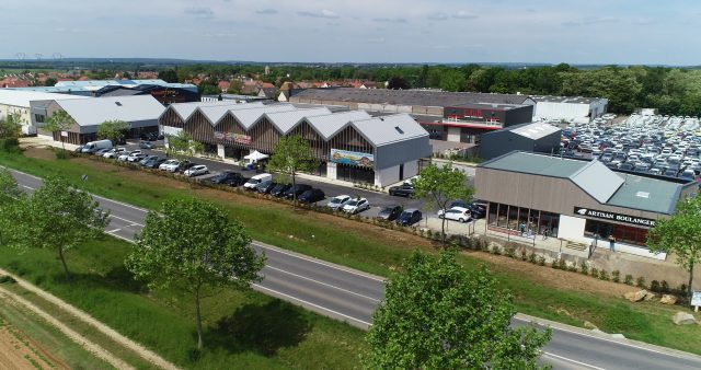 FONTENAYLEVadhikamarket