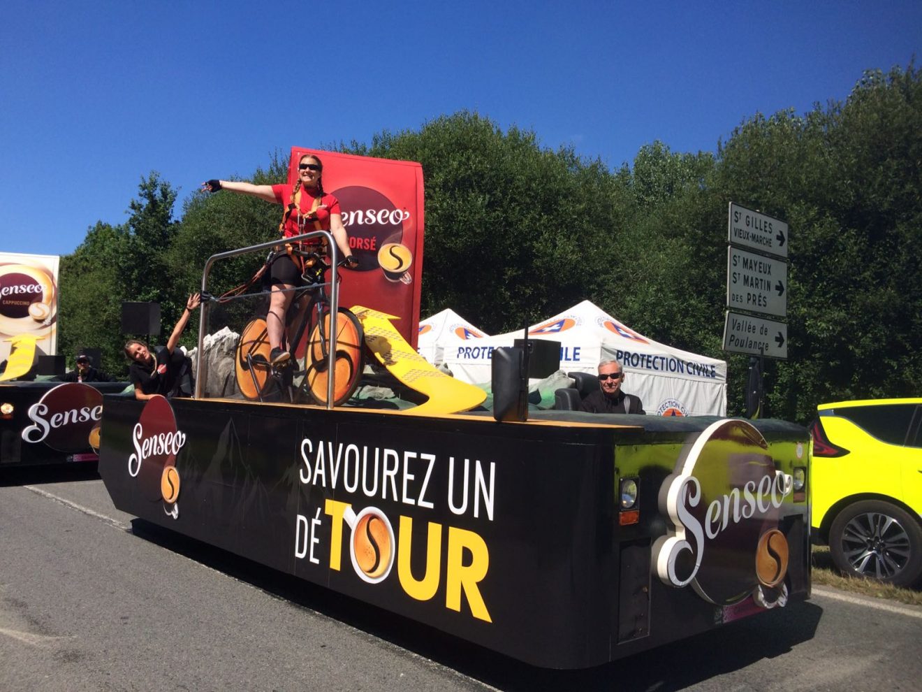Y A-t-il Une Caravane Au Tour De France Féminin Deux Essonniens feront l'animation sur le Tour de France