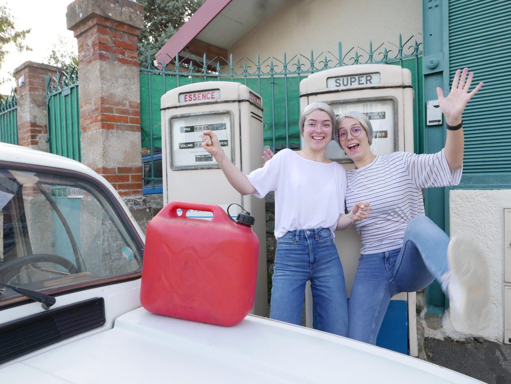 A Lardy et Bouray-sur-Juine, deux Simone(s) de 20 ans en Renault 4L - Le Républicain de l'Essonne