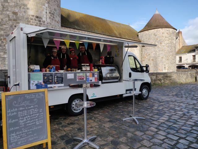 DOURDANfoodtruck2