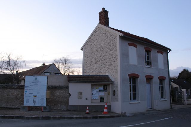 COURDIMANCHEmaisoncommunale