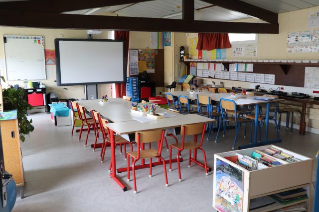 UNE ecole