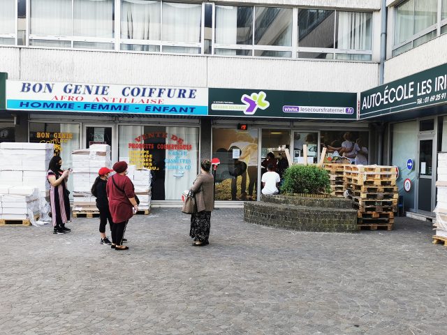 photo article épicerie sociale Grigny