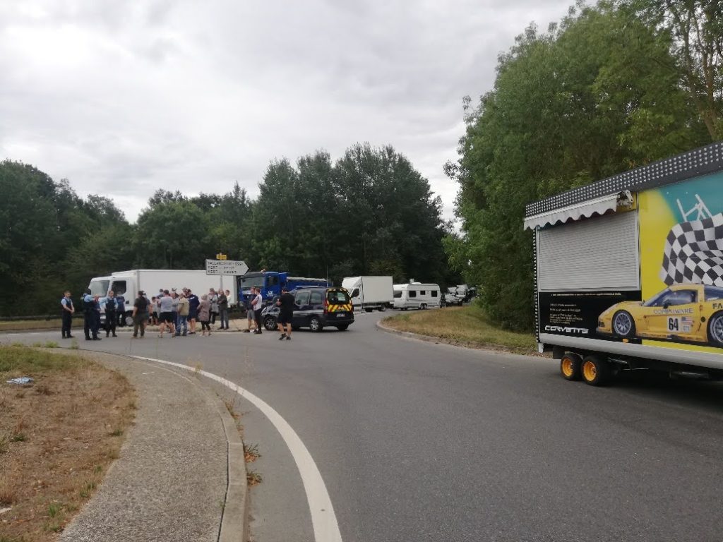 manifestation blocage forains fête du village Vert-le-Grand