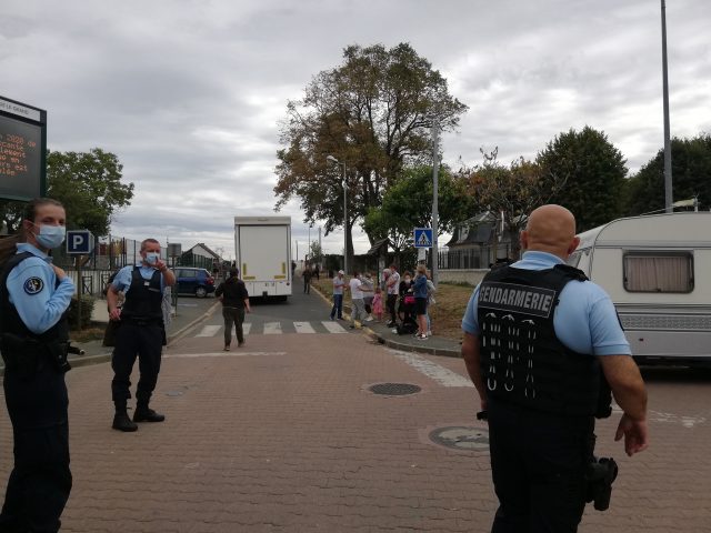 manifestation blocage forains fête du village Vert-le-Grand