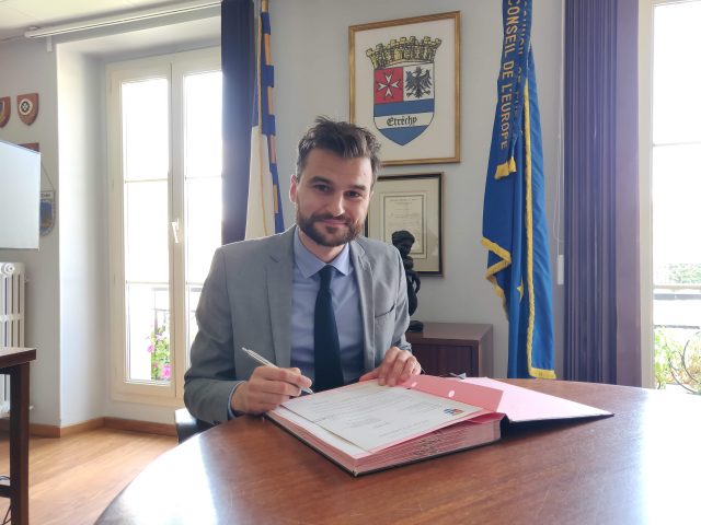 Etréchy Julien Garcia