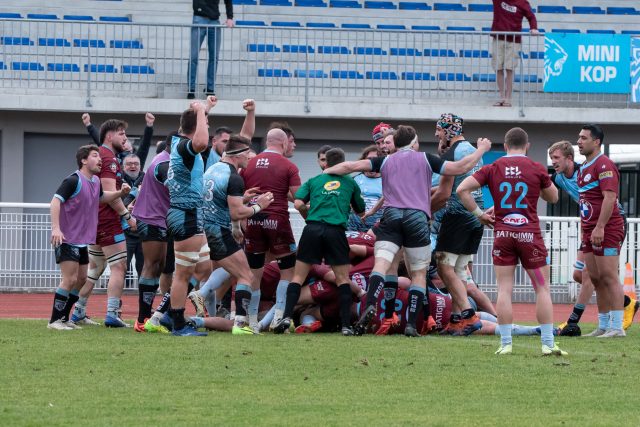 Massy rugby essai joie