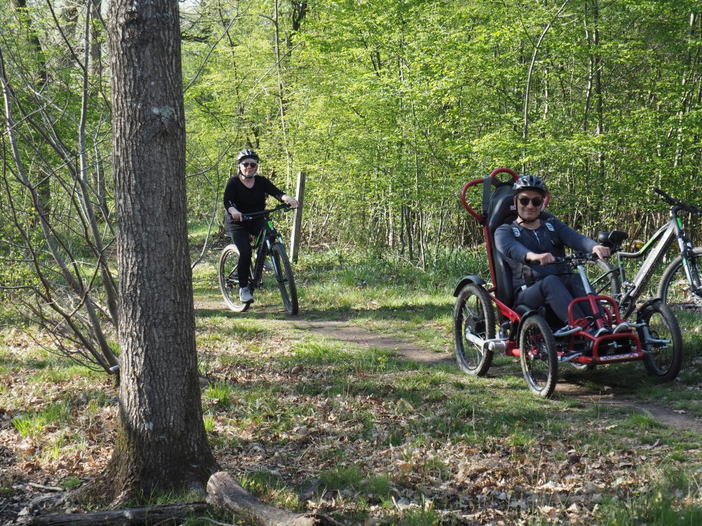 fauteuil tout terrain ma roue libre association auvernaux foret de senart départ étiolles