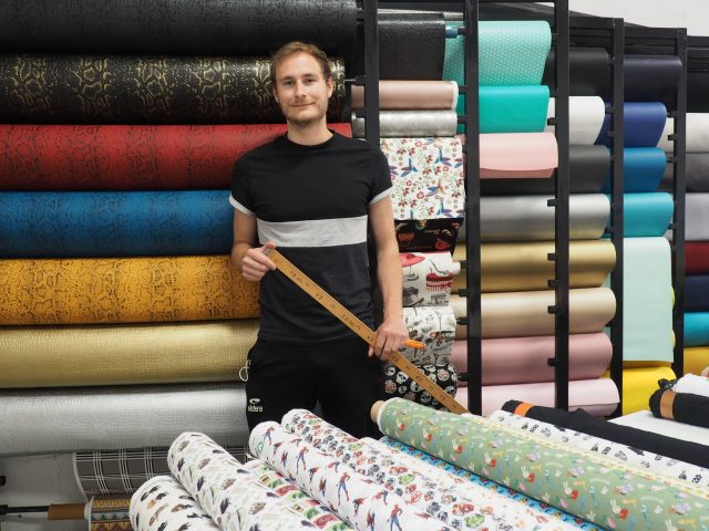 Florian Bardin, responsable du magasin, est prêt à vous accueillir.