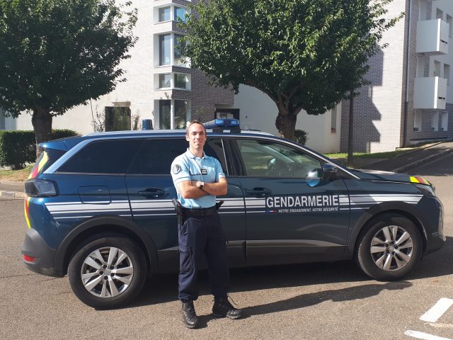 M21_FD_commandant_gendarmerie_Deshors