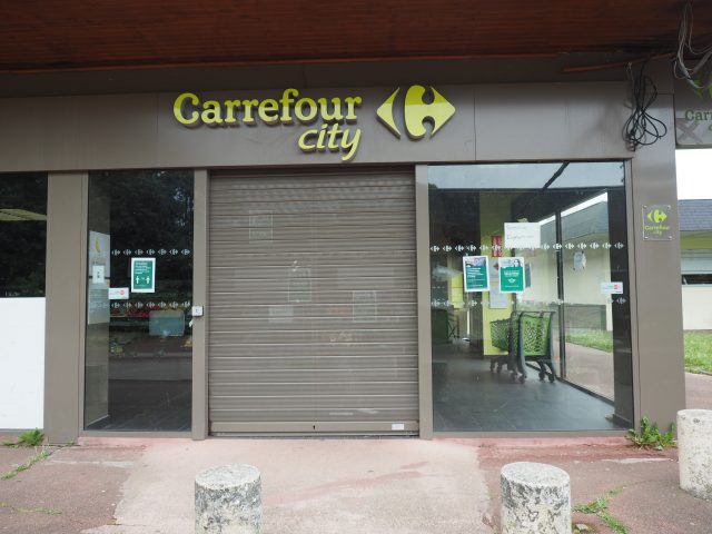 Le Carrefour City de la Verville à Mennecy est fermé depuis février.