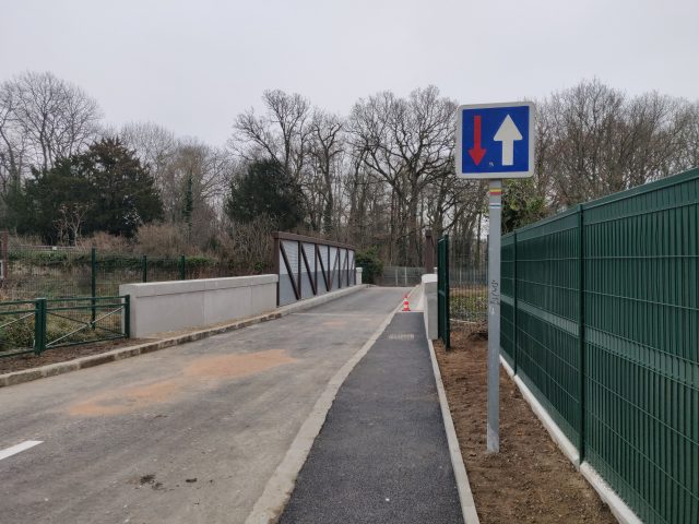 CHAMARANDE pont