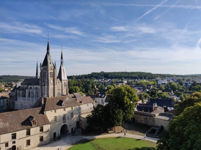 DOURDAN