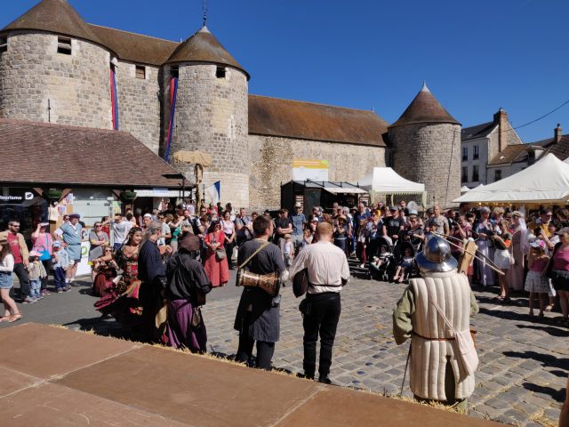 DOURDAN chateau
