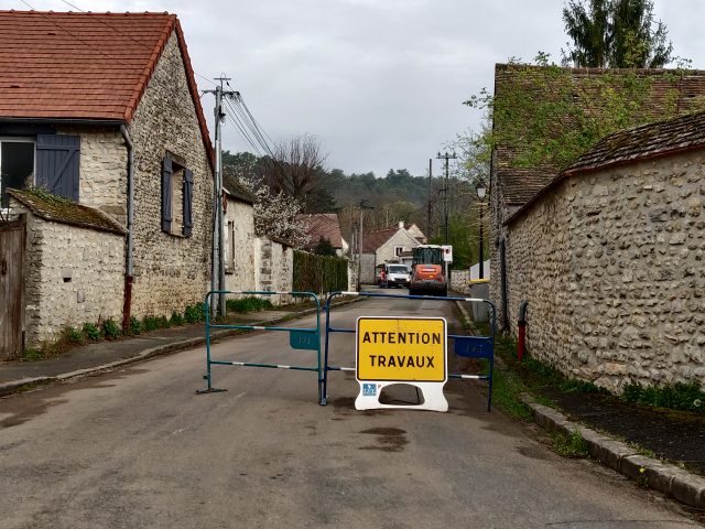 BOUVILLE route mesnil