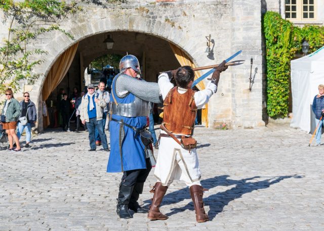 BOUVILLEfetesmedievalesfarcheville1