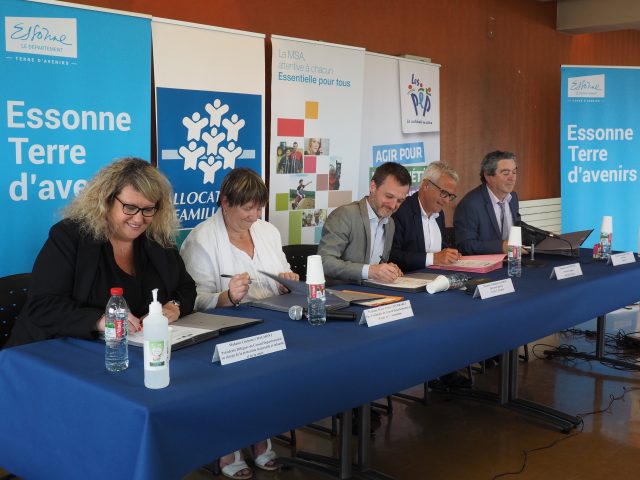 département essonne caf msa pupilles signature arpajon handicap enfance