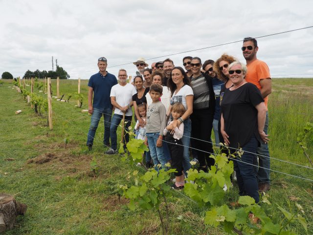 Les membres actifs de l'association Les Vignes du Dourdannais. vignes dourdannais corbreuse association