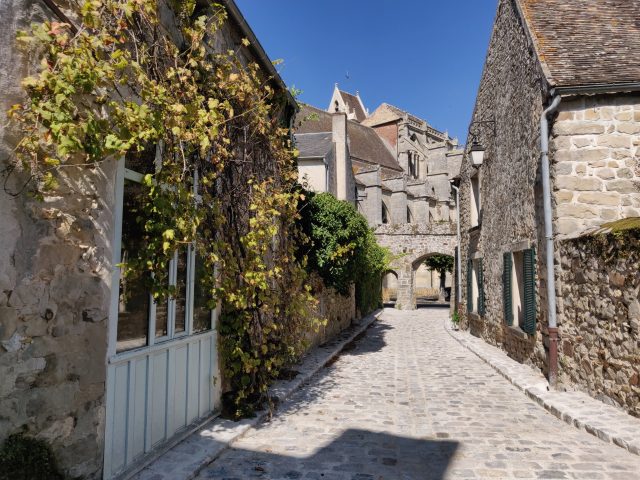 STSULPICE village prefere 1