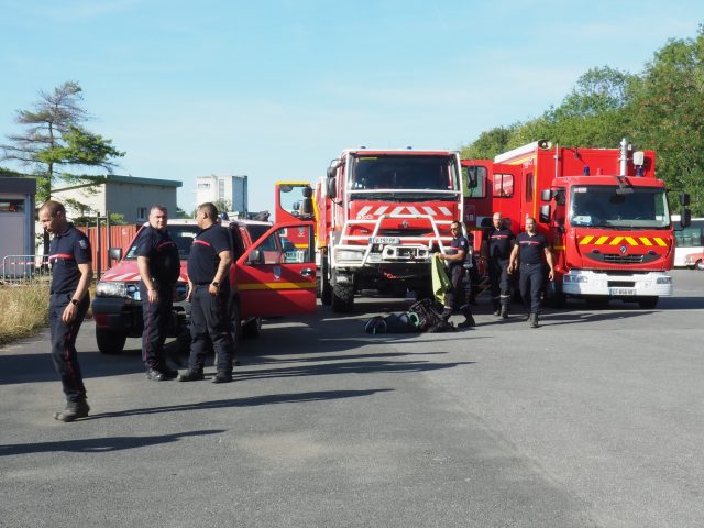 Les sapeurs-pompiers de l'Essonne sont partis en trois groupes. Chaque unité est restée dix jours sur place.
