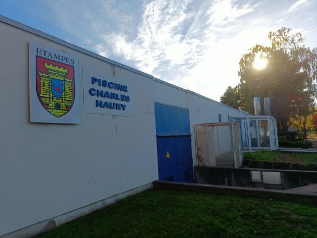 Etampes piscine