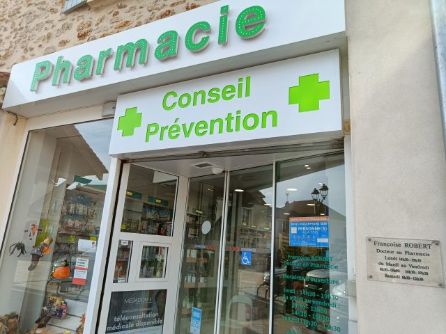 UNE pharmacie