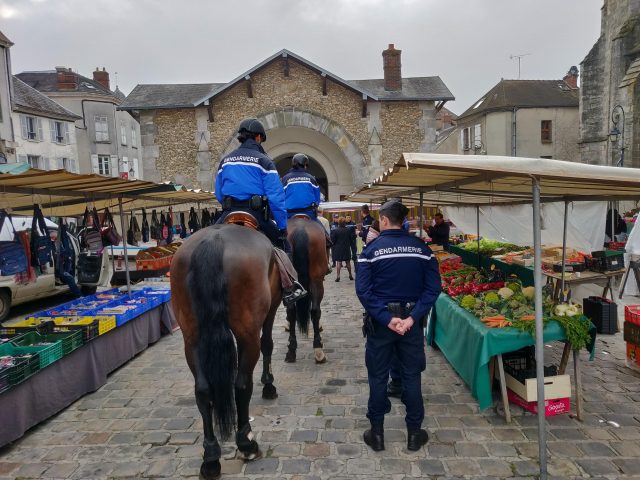 DOURDAN patrouille GN