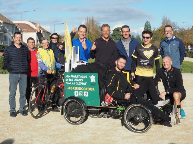 Nicolas Vandenelsken, son équipe et les personnes investies pour son arrivée à Marolles-en-Hurepoix.