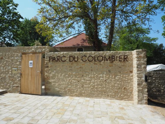 inauguration parc colombier Breuillet mai 2023 porte entrée toilettes